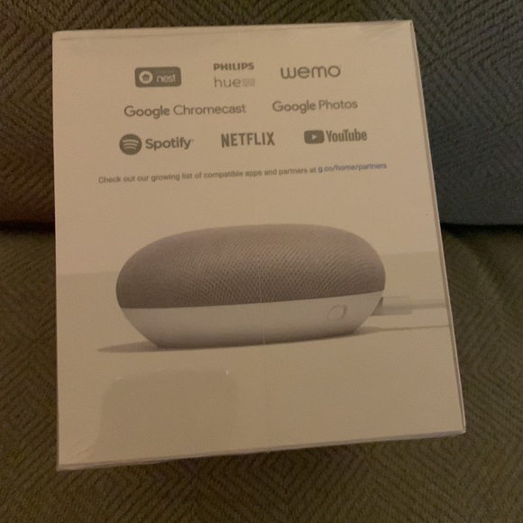 Google Home Mini - Picture 4 of 4
